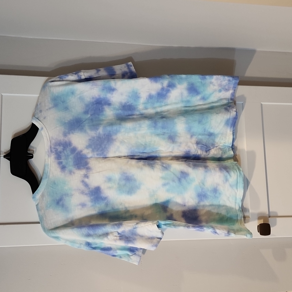 A.n.a. Tye dye tshirt. L - Picture 2 of 5